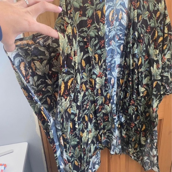 Beach wrap - Picture 4 of 7